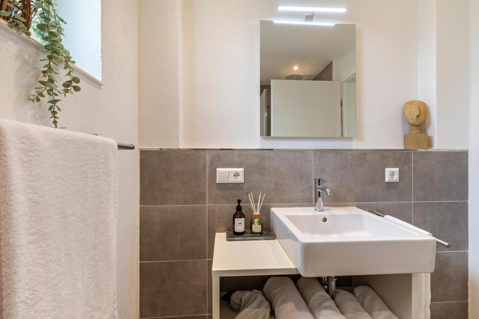 Studio 4 Parkside Apartments กุนซ์บวร์ก ภายนอก รูปภาพ